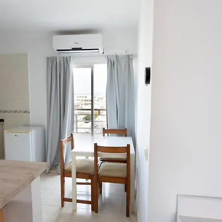 Raxa Hotell 2*