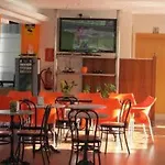 Hotel Raxa 2*