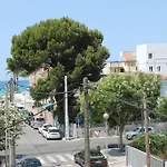 فندق Raxa